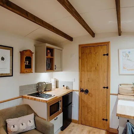 Shepherds Hut Wigton