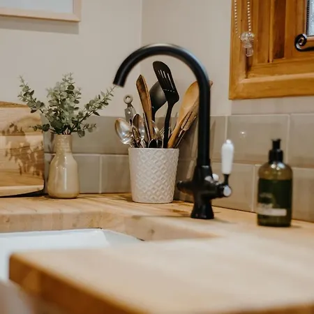 Shepherds Hut Wigton