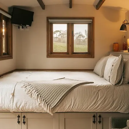 Shepherds Hut Apartment *
