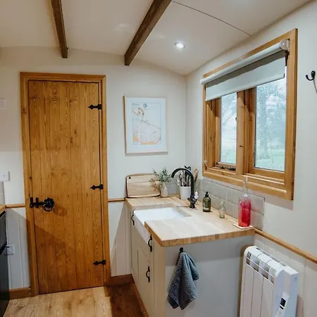 Shepherds Hut Wigton