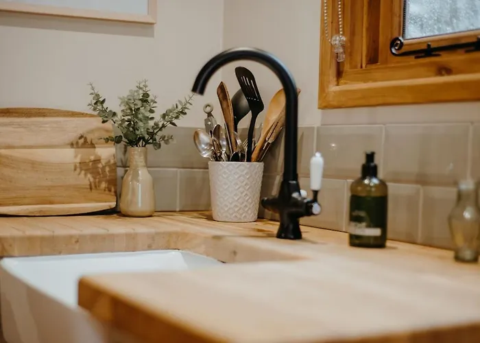 Shepherds Hut Wigton